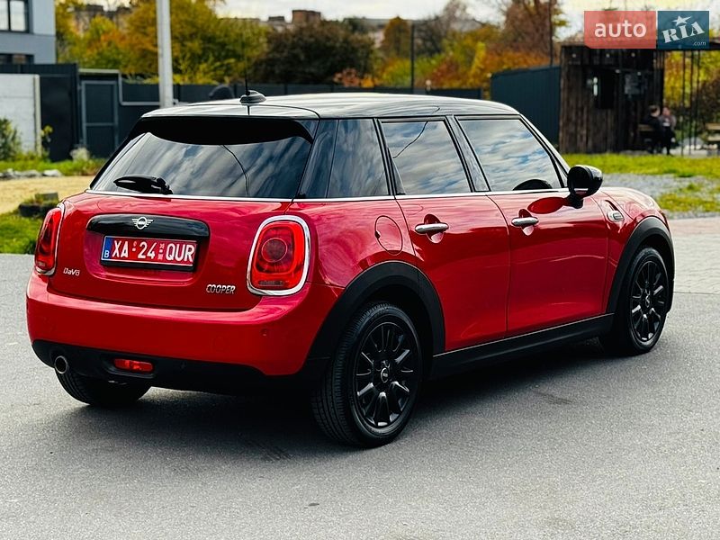 Хэтчбек MINI Cooper 2020 в Здолбунове