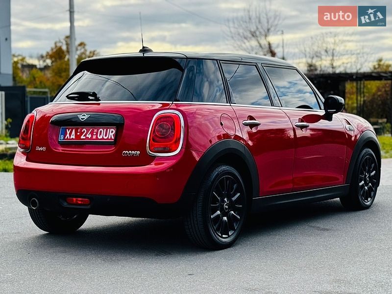 Хэтчбек MINI Cooper 2020 в Здолбунове