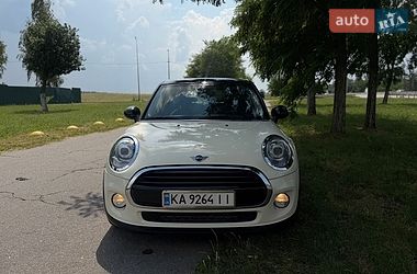 Хэтчбек MINI Cooper 2017 в Киеве