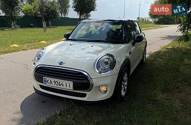 Хэтчбек MINI Cooper 2017 в Киеве