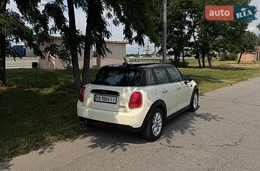 Хэтчбек MINI Cooper 2017 в Киеве