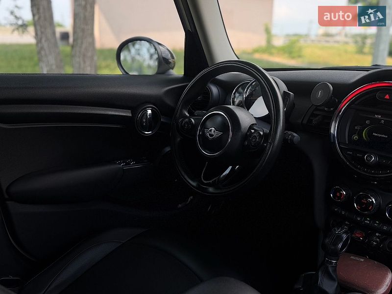 Хетчбек MINI Cooper 2017 в Києві фото 34 Хетчбек MINI Cooper 2017 в Києві