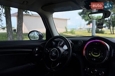 Хэтчбек MINI Cooper 2017 в Киеве