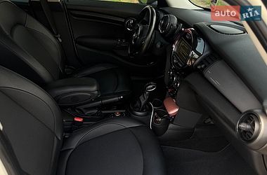 Хэтчбек MINI Cooper 2017 в Киеве