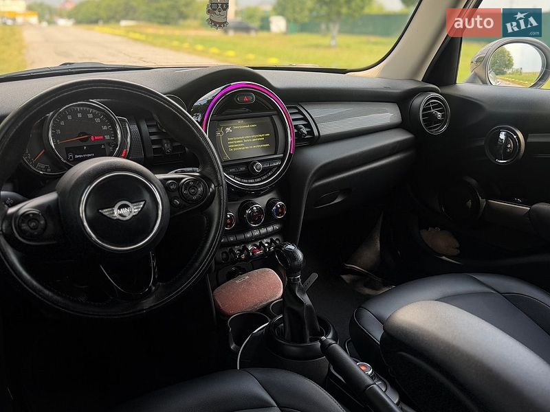 Хэтчбек MINI Cooper 2017 в Киеве