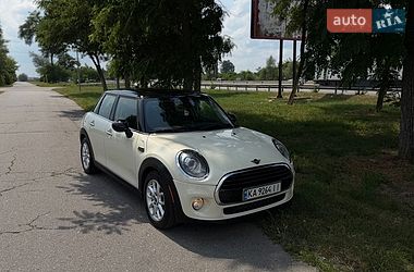 Хэтчбек MINI Cooper 2017 в Киеве