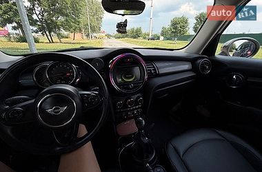 Хэтчбек MINI Cooper 2017 в Киеве