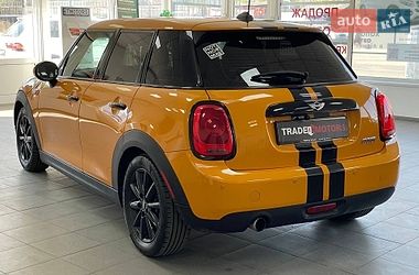 Хэтчбек MINI Cooper 2015 в Киеве