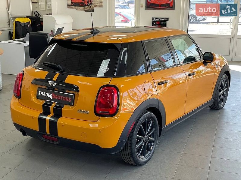 Хэтчбек MINI Cooper 2015 в Киеве
