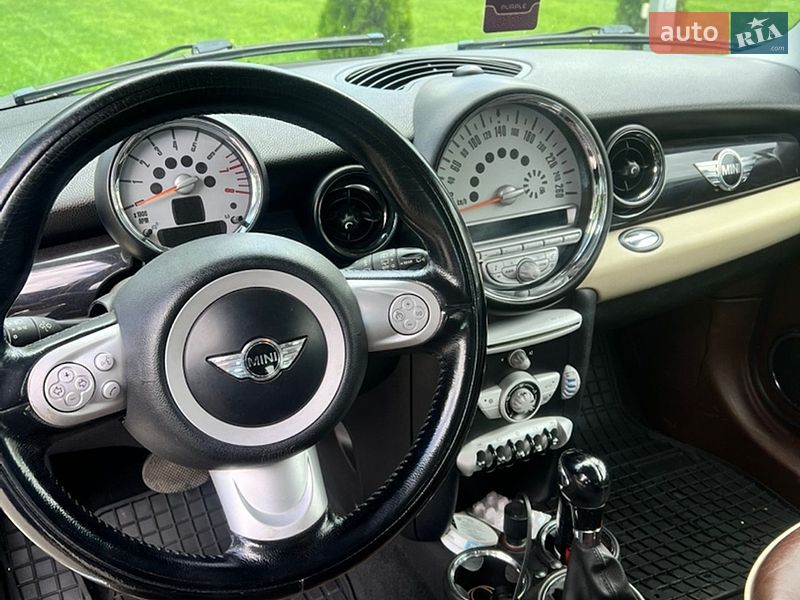 Хетчбек MINI Cooper 2009 в Житомирі