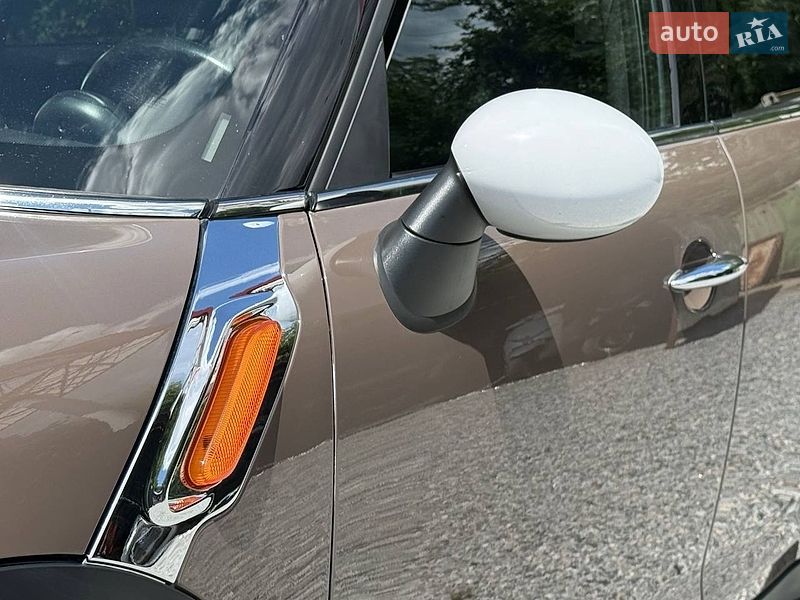 Хэтчбек MINI Cooper 2011 в Днепре