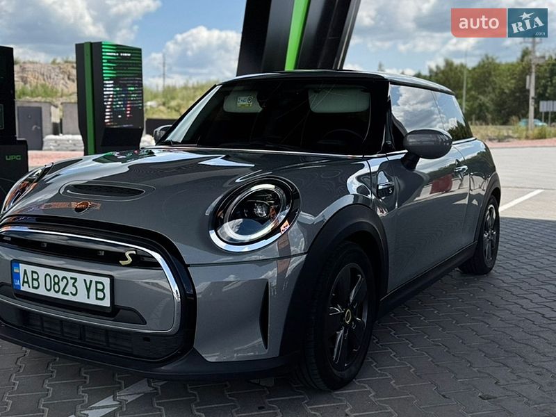 Хэтчбек MINI Cooper 2022 в Виннице