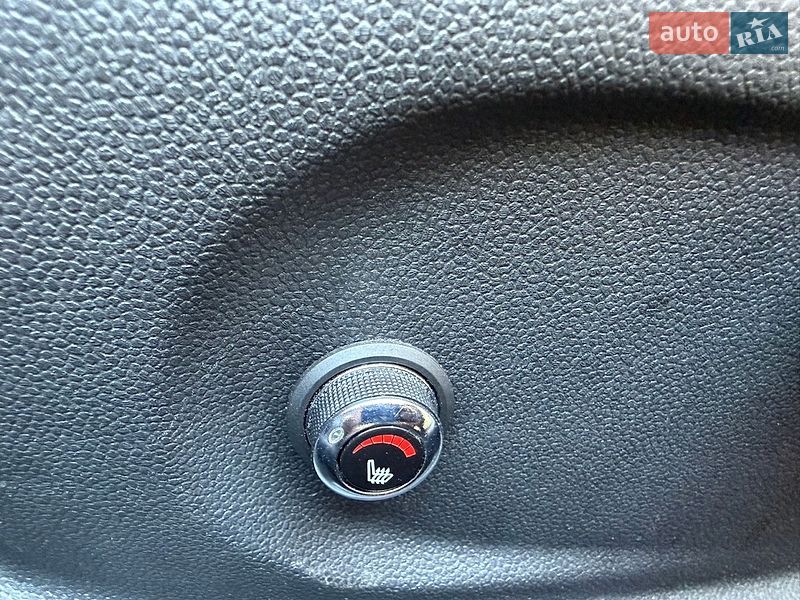 Хэтчбек MINI Cooper 2014 в Киеве