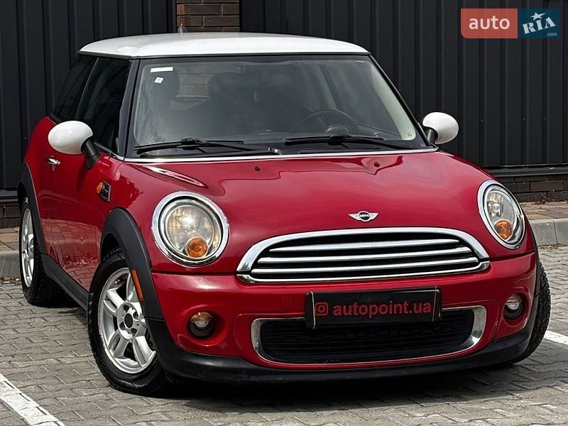 MINI Cooper 2011