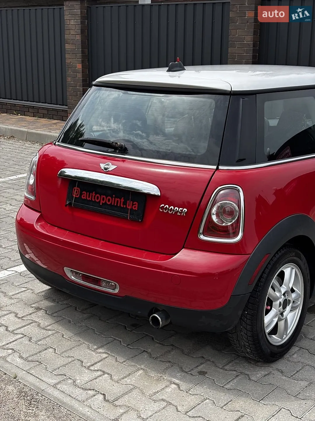 2011 MINI Cooper - мініатюра 11