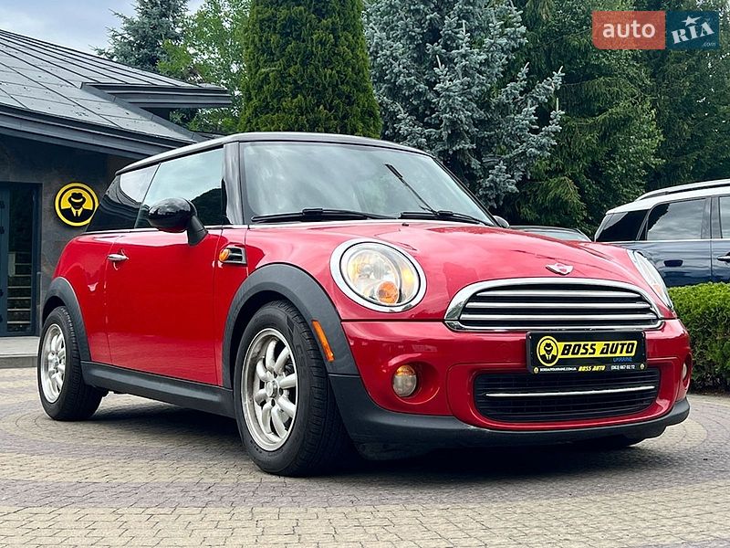 Хэтчбек MINI Cooper 2012 в Львове