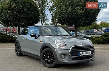 Хэтчбек MINI Cooper 2017 в Киеве