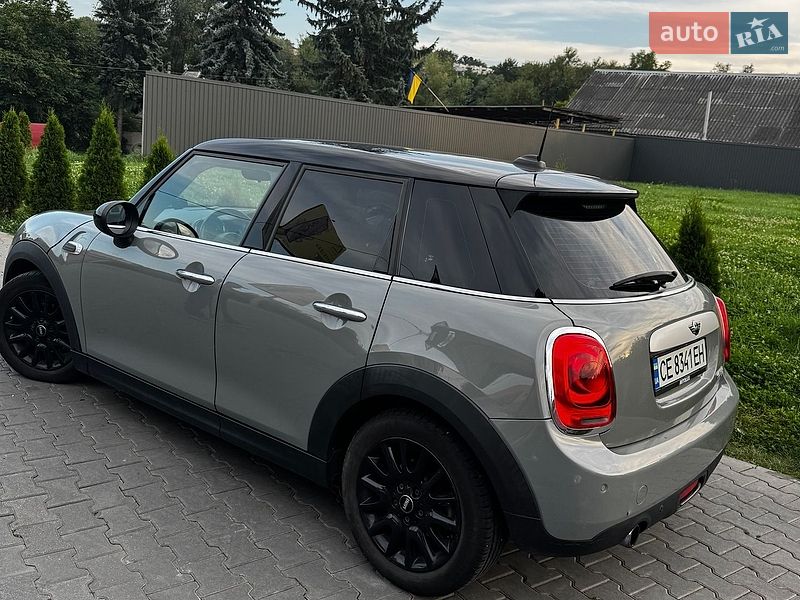 Хэтчбек MINI Cooper 2014 в Черновцах