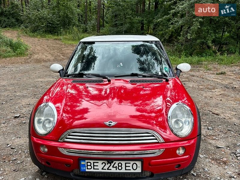 Хэтчбек MINI Cooper 2002 в Украинке фото Хэтчбек MINI Cooper 2002 в Украинке