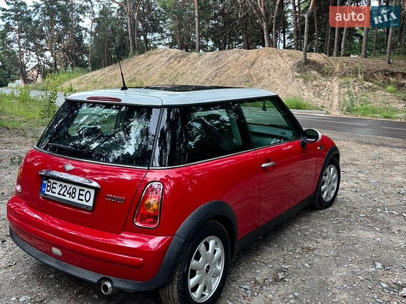 Хэтчбек MINI Cooper 2002 в Украинке фото 2 Хэтчбек MINI Cooper 2002 в Украинке