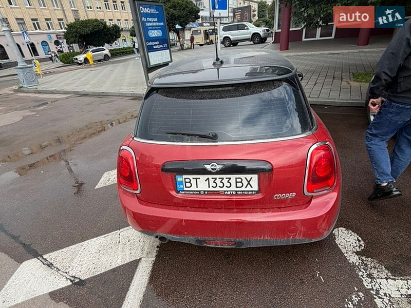 Хетчбек MINI Cooper 2015 в Житомирі