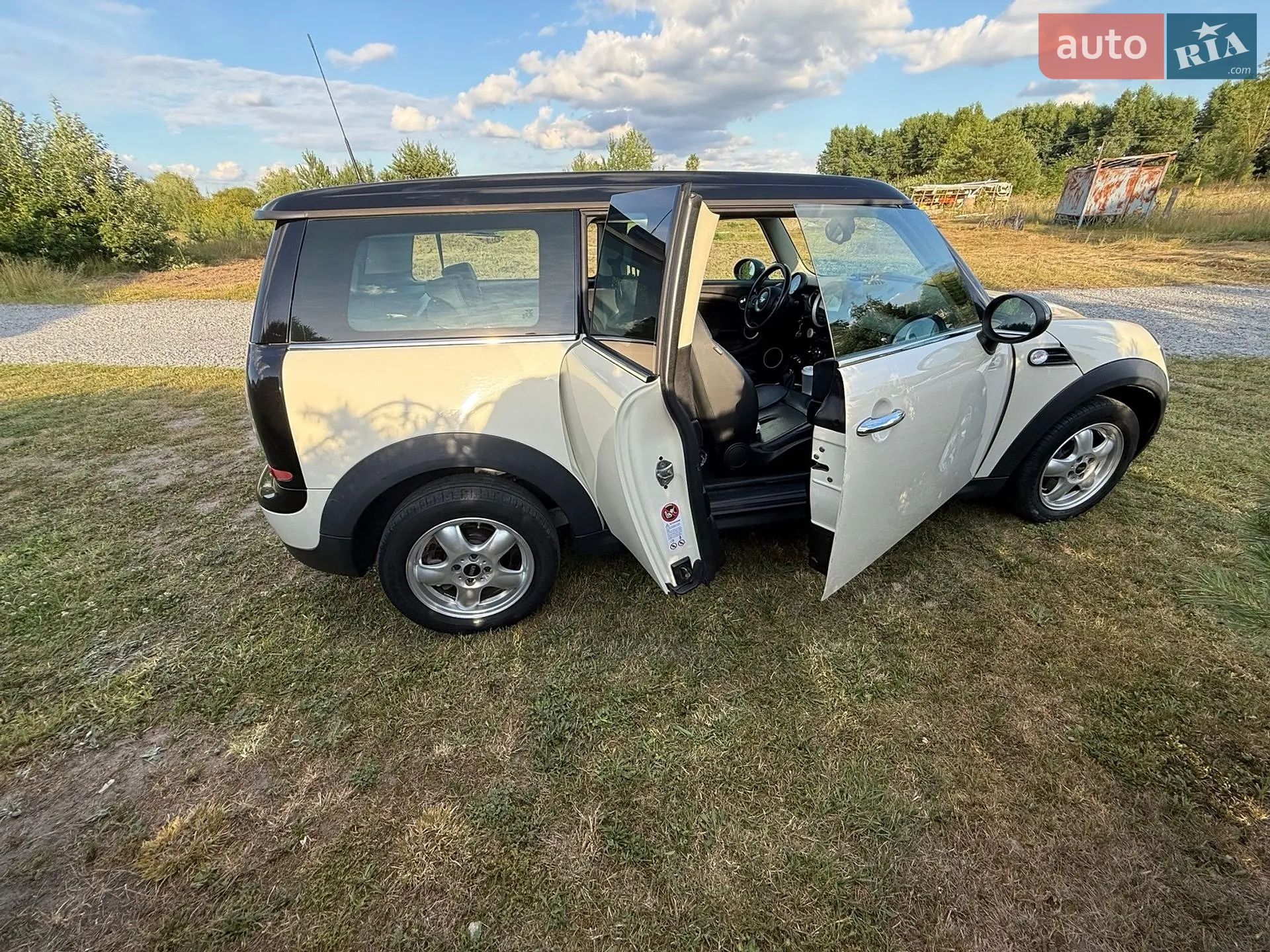 2011 MINI Cooper - мініатюра 18
