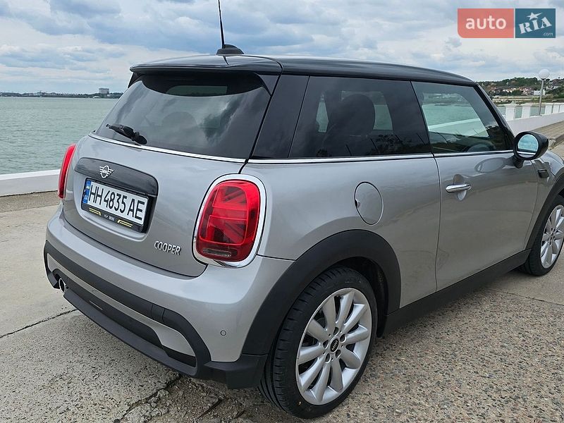Хетчбек MINI Cooper 2023 в Одесі