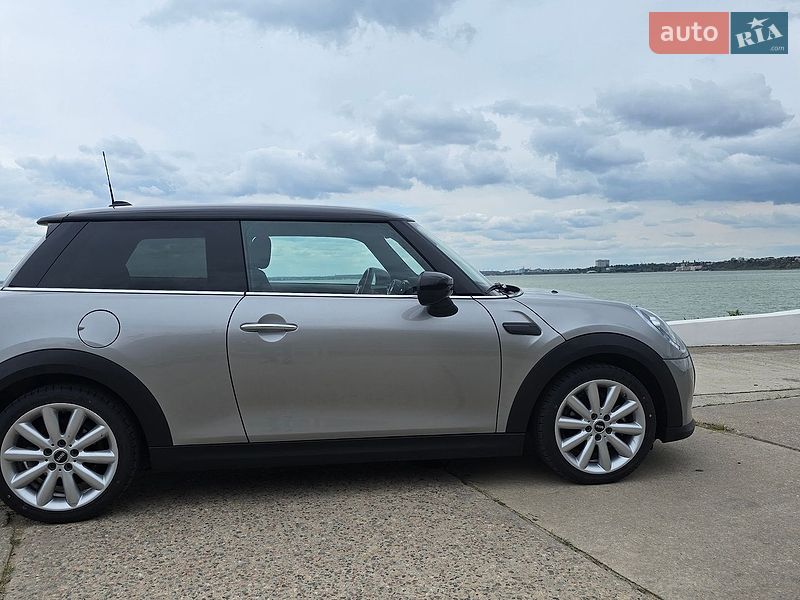 Хетчбек MINI Cooper 2023 в Одесі