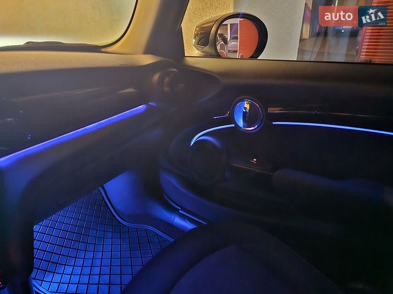 Хетчбек MINI Cooper 2023 в Одесі