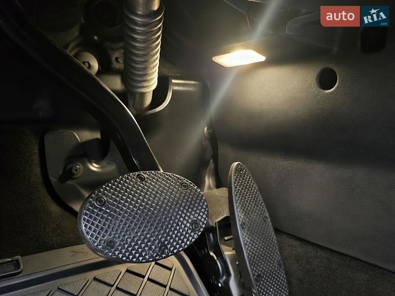 Хетчбек MINI Cooper 2023 в Одесі