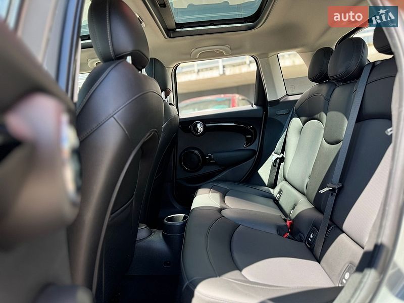 Хетчбек MINI Cooper 2020 в Києві