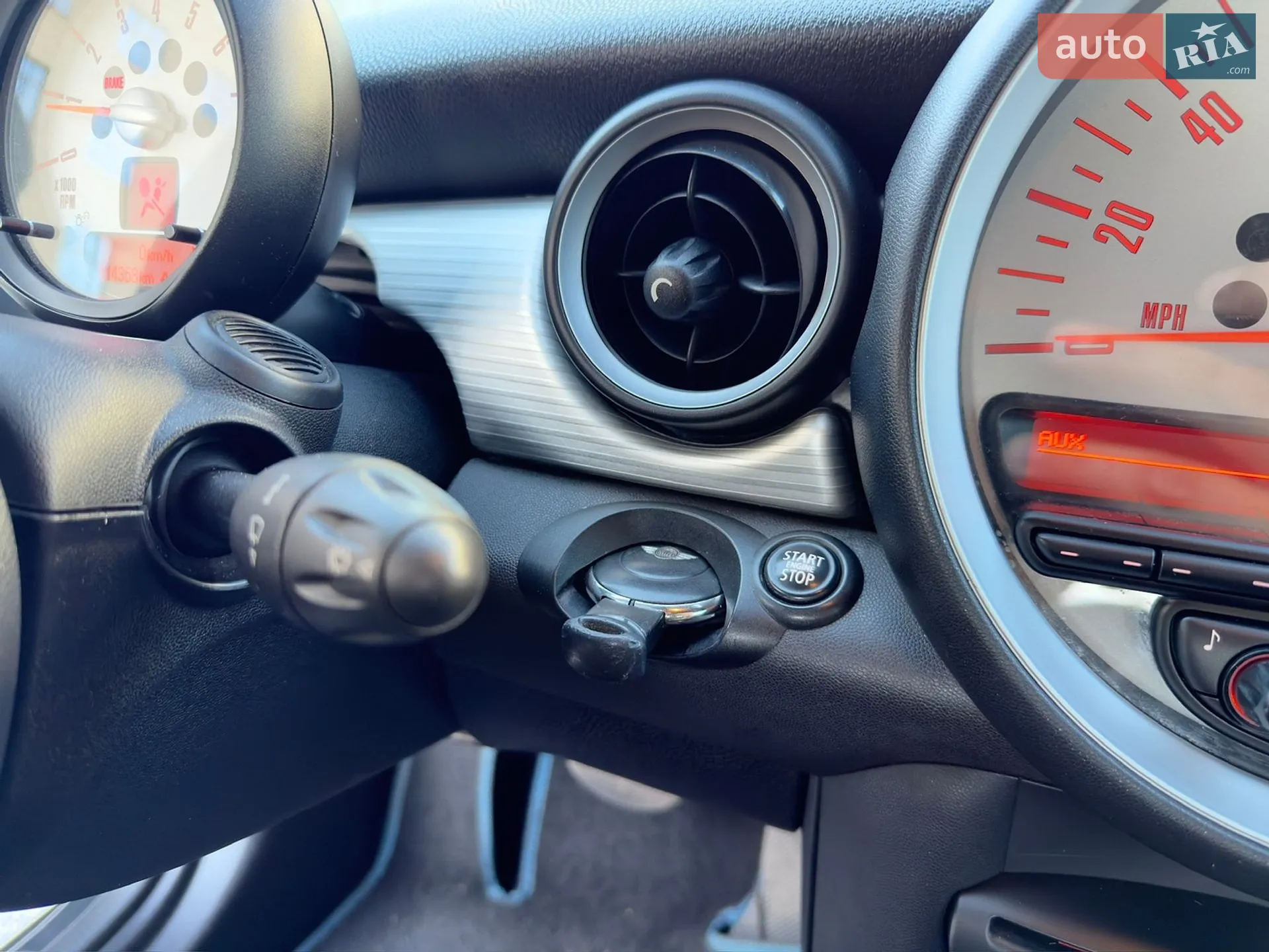 2012 MINI Cooper - мініатюра 24