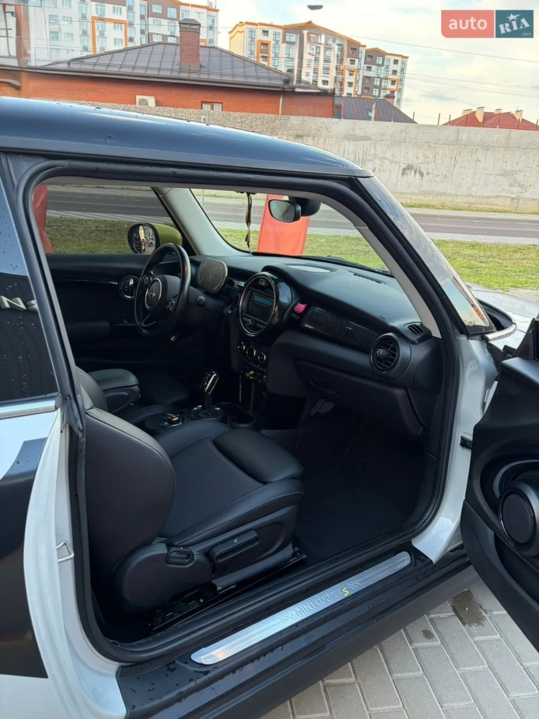 2020 MINI Cooper - мініатюра 12