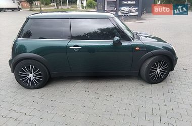 Хетчбек MINI Cooper 2002 в Дрогобичі