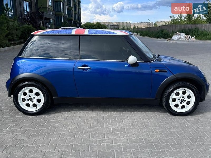 Хетчбек MINI Cooper 2002 в Києві