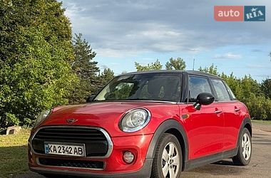 Хетчбек MINI Cooper 2015 в Києві