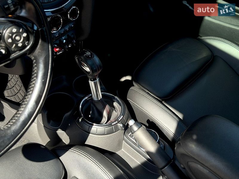 Хэтчбек MINI Cooper 2015 в Киеве