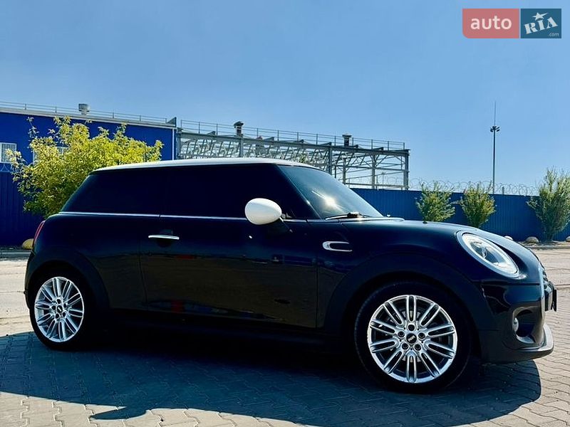 Хэтчбек MINI Cooper 2016 в Одессе