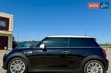 Хэтчбек MINI Cooper 2016 в Одессе