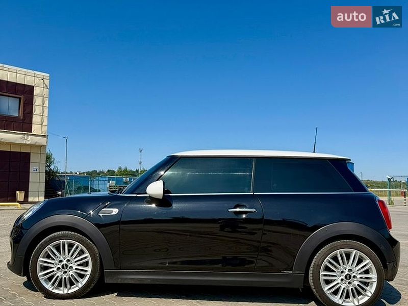 Хэтчбек MINI Cooper 2016 в Одессе