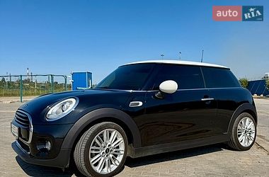 Хэтчбек MINI Cooper 2016 в Одессе