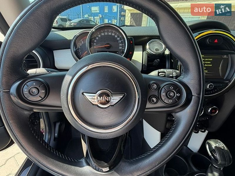 Хэтчбек MINI Cooper 2016 в Одессе
