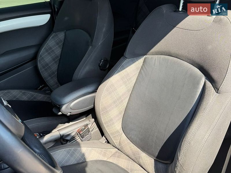 Хэтчбек MINI Cooper 2016 в Одессе