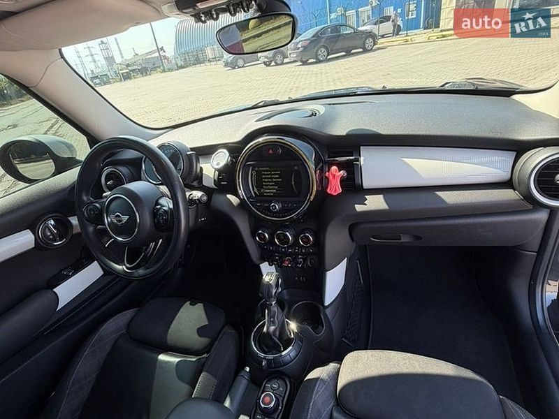 Хэтчбек MINI Cooper 2016 в Одессе