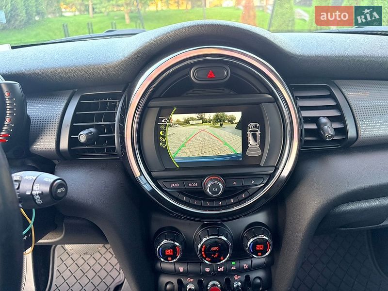 Хетчбек MINI Cooper 2016 в Хмельницькому