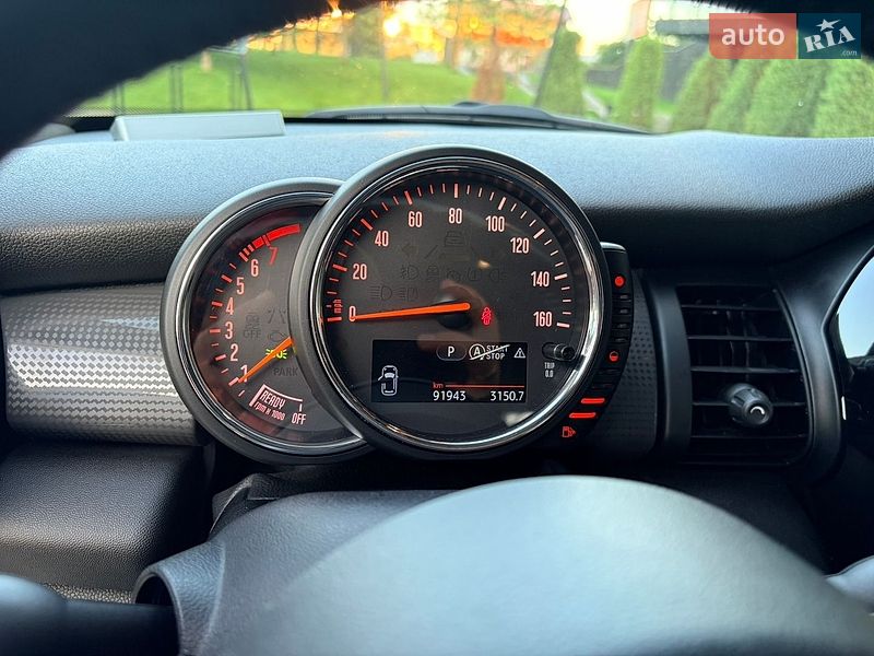 Хетчбек MINI Cooper 2016 в Хмельницькому