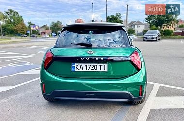 Хетчбек MINI Cooper 2024 в Києві