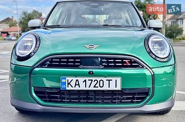 Хетчбек MINI Cooper 2024 в Києві