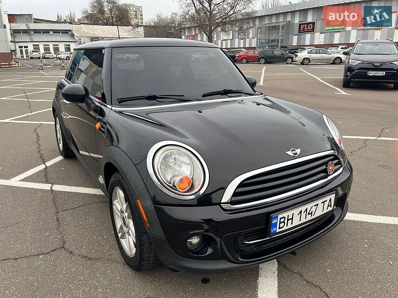 MINI Cooper 2011