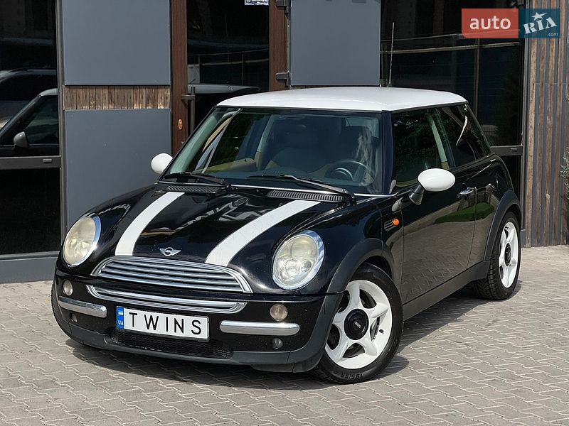 MINI Cooper 2004
